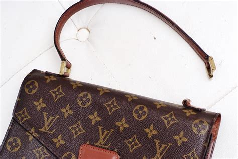 will louis vuitton fix my bag for free|louis vuitton customer service number.